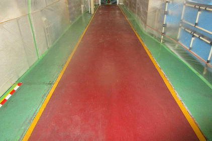 写真：工場　エポキシ樹脂　塗床工事　塗り床工事　床塗装　床改修　施工例　防塵床