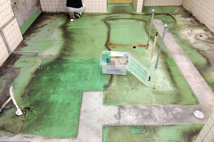 写真：厨房　水系硬質ウレタン樹脂　塗床工事　塗り床工事　床塗装　床改修　施工例　防塵床